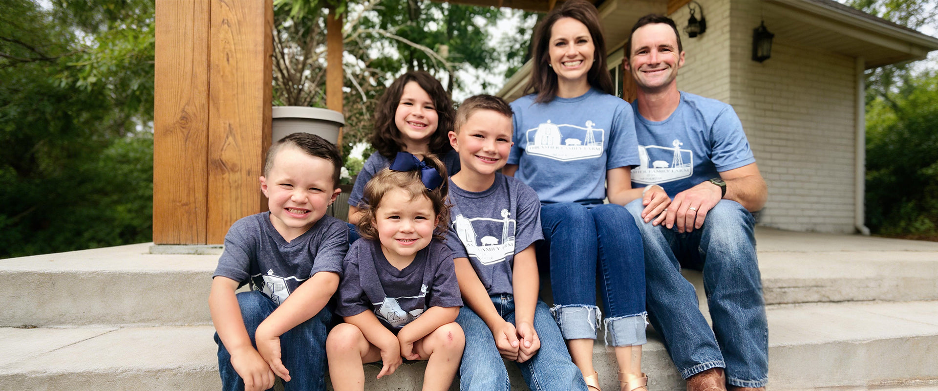 family farmslider_item_RLTeTn